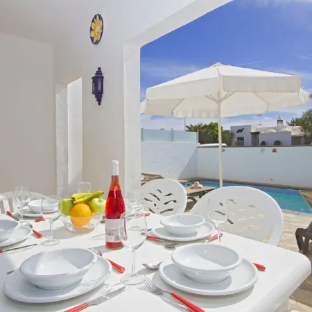 3 Bed Villa, Private Heated Pool Central Puerto Del Carmen, Fantastic Locatio