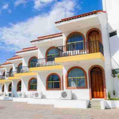 Costa Alegre Hotel & Suites Hotel Exterior