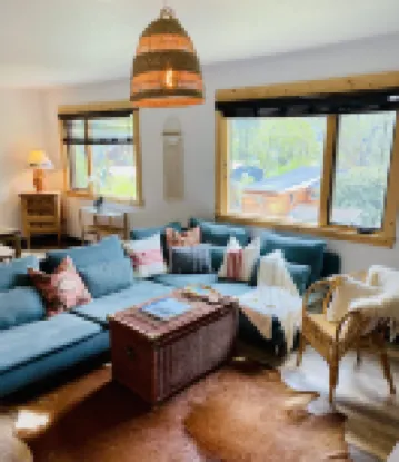 Lovely Spacious Home In Downtown White Salmon