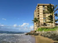 OCEANFRONT High Floor RENOVATED Maui Kai 806 Condo Private OPEN Lanai KING BED