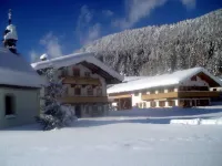 Newly built comfortable apartment with wellness area Hotels in Jachenau