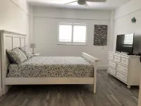 Luxury Lemon Bay 4 BR villa with pool