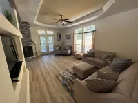 Charming 3-bedroom house in Idyllwild with WiFi and AC