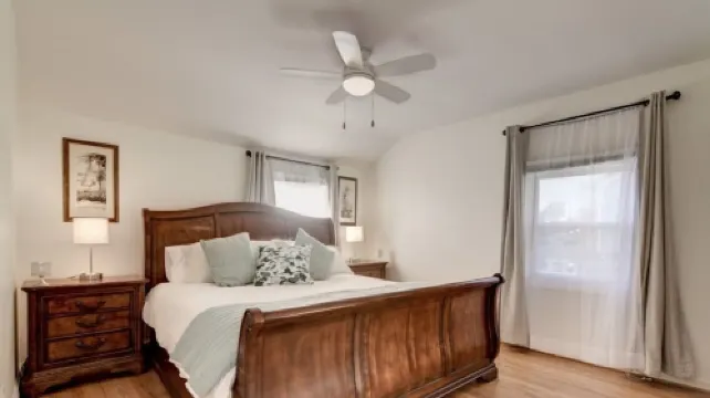 Charming Home Minutes from Downtown Rockville