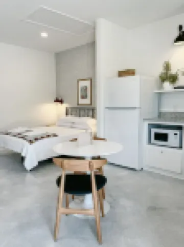 Elegant studio near downtown