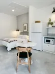 Elegant studio near downtown Hotels near Westwood Plaza
