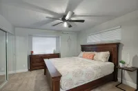Massive Backyard w/Pool and Misters - Arcade Room - Sleeps 16 Hotels near Superstition Ranch Market