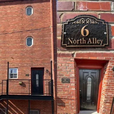Two master suites in historic downtown