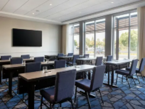 Courtyard Fresno Clovis 克洛維斯酒店