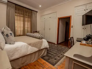 Kleine Constantia Boutique Guest House
