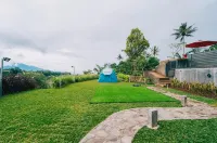 Kagumi Villa with Mountain View