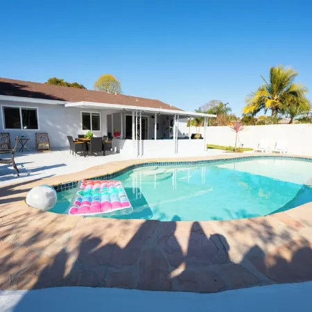 Private Peaceful Oasis with Pool/Patio/BBQ/Firepit Entire House 5mins from beach