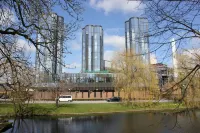 Cozy apartment centrally located with separate entrance and parking. Hotels in Jever