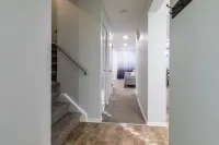 Charming 4-bedroom Townhouse  25 min from Denver