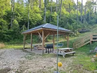 Lake Watauga FAMILY FUN, Sunny Lake Front Home  Private Dock  Water Toys WiFi