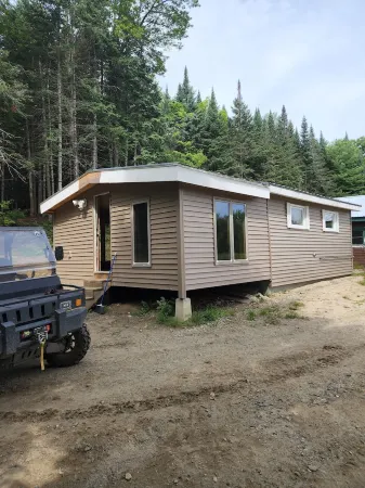 1 Bedroom house with direct trail access