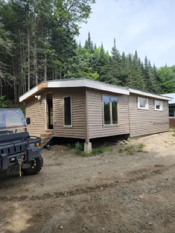 1 Bedroom house with direct trail access