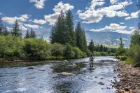 Charter@ Beaver Creek, Pool, Hot Tub, Steps from Village & Superb Ski Access
