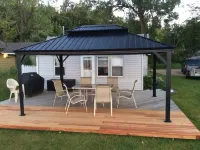 Cozy little cottage on beautiful Pine Lake Hotels in Barry County