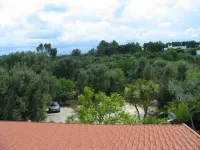 Big terrace, wood oven & barbecue -7 km from the sea - pure nature - free WiFi