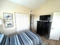 Beautiful Jupiter 3/2.5 + Loft Condo only steps from the beach on Carlin Park! - balcony