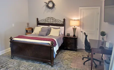 Quiet Apartment Retreat