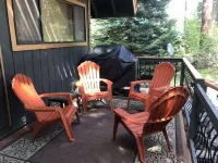 Fantastic three level home central to Stevens and downtown Leavenworth! HOT TUB* Hotels near Chiwawa Sno-Park