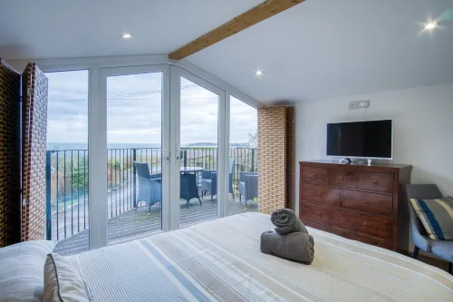 Beachwood - 2 Bedroom Cottage - Penally - balcony