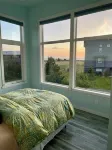 Sunsets, Ocean Views + Beach Path!