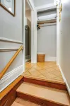 Cozy 1-bedroom Apartment Steps from Park Ave with AC, WiFi