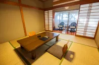 Hanacho-en - parking