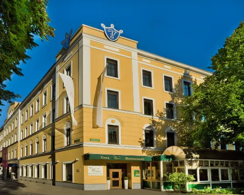 Parkhotel Graz - Traditional Luxury Hotel a Graz