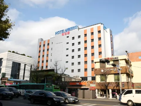 サムウォン プラザ ホテル