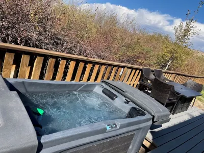 Tiny Home on horse property in Eagle: close to trails/town with private hot tub Hotels near Gray Chapman Massage