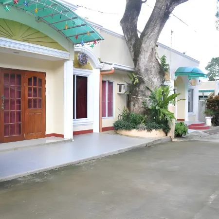 D' Lucky Garden Inn