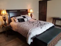 "Zions Gateway Casita"  14 Miles from Entrance of Zion National Park. Hotels in Virgin