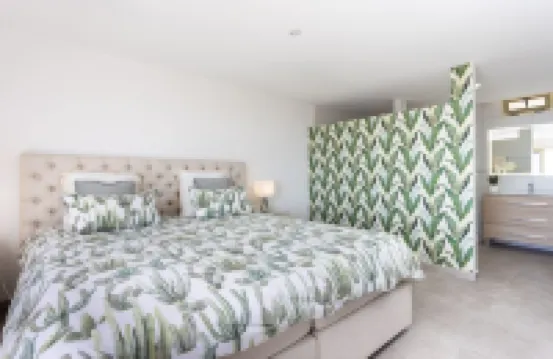 Spectacular Duplex Seafront with Awesome views and sunset !!!