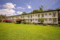 마운트 엘곤 호텔 & 스파  호텔