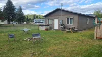 ❤ Bed & Breakfast Nook ❤ Fenced Yard ❤ Hot Tub ❤ Heated Floors ❤ Pet Friendly ❤