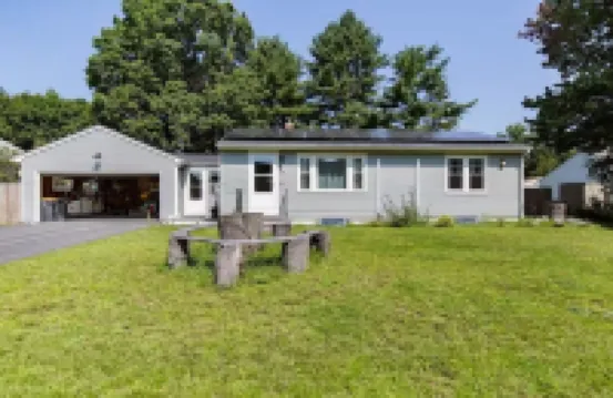 Coastal Retreat - Sauna, Hot Tub & Swim Spa - Near Beaches and Downtown Portland