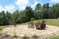 Spacious house with amazing mountain views in the Potato Hills - 4-Star