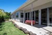 "Whiteleaf" Luxury. Linen included