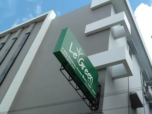 LeGreen Suite Waihaong Hotels in Nusaniwe