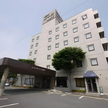 HOTEL ROUTE-INN COURT MATSUMOTO INTER Отели рядом с достопримечательностью «Японский Музей Укиё-е»