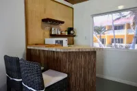 Bimini Big Game Club Resort & Marina - ที่มีบาร์
