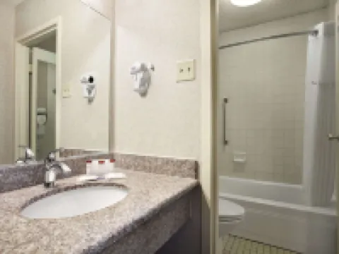 ラマダ バイ ウィンダム サニーベール / シリコン バレー サニーベールのホテル