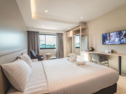 โรงแรมเดอะริช