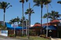 Sapphire Palms Motel
