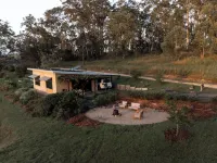 Eco-Friendly Cottage @ The Simple Patch Farm Hotels in Wingham