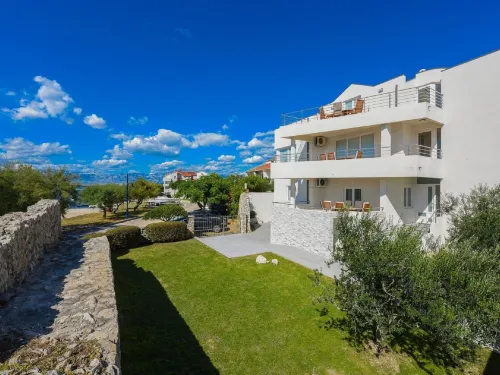 Modern Villa in Nin with Terrace Hotels in Nin
